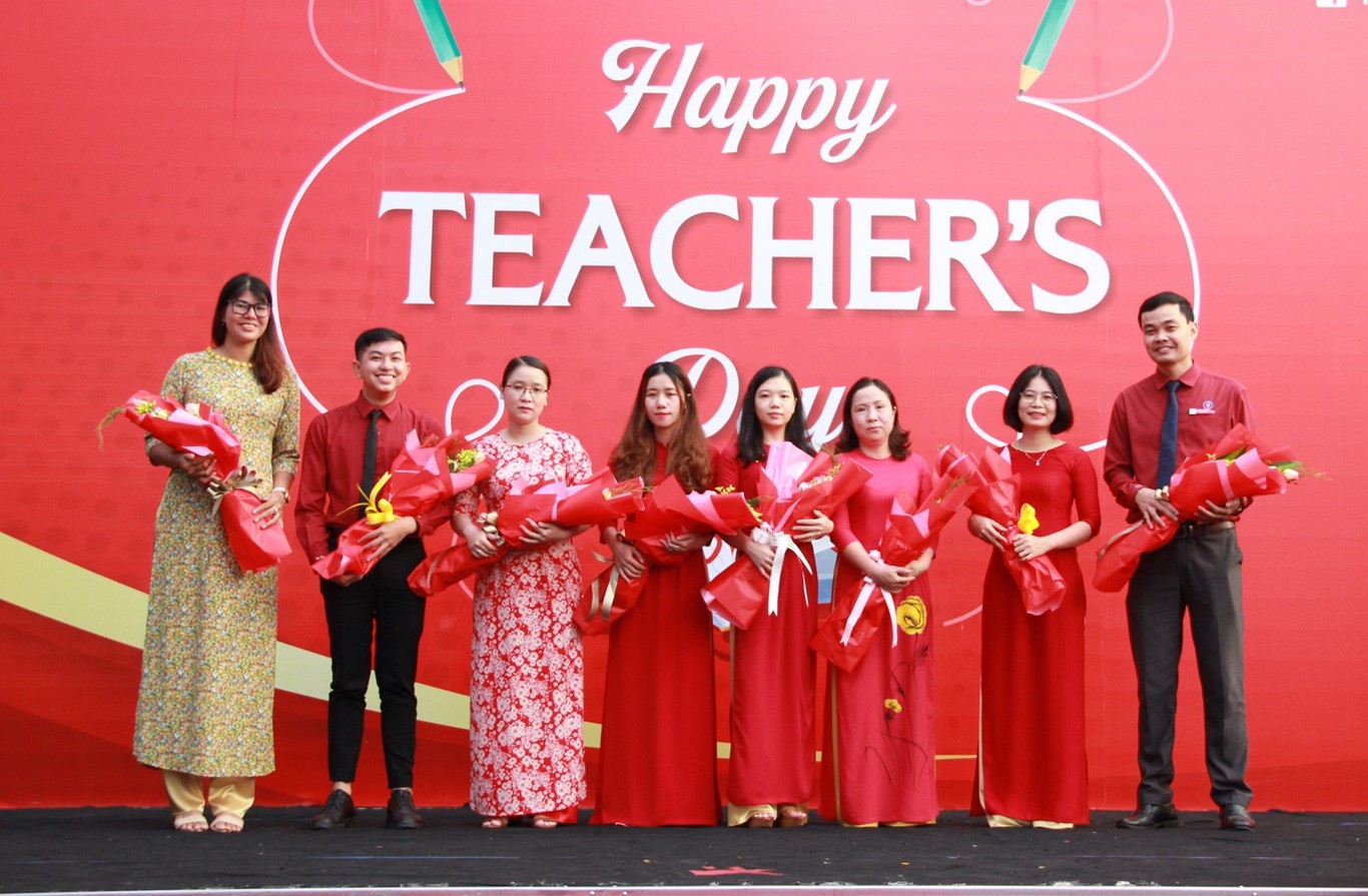ngày nhà giáo việt nam 20-11-2020 tại trường trí đức quận tân phú tp hồ chí minh