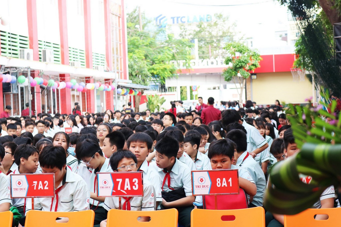 ngày nhà giáo việt nam 20-11-2020 tại trường trí đức quận tân phú tp hồ chí minh