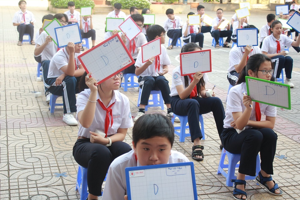 rung chuong vang truong nguyen an ninh - truong noi tru ban tru tri duc tphcm