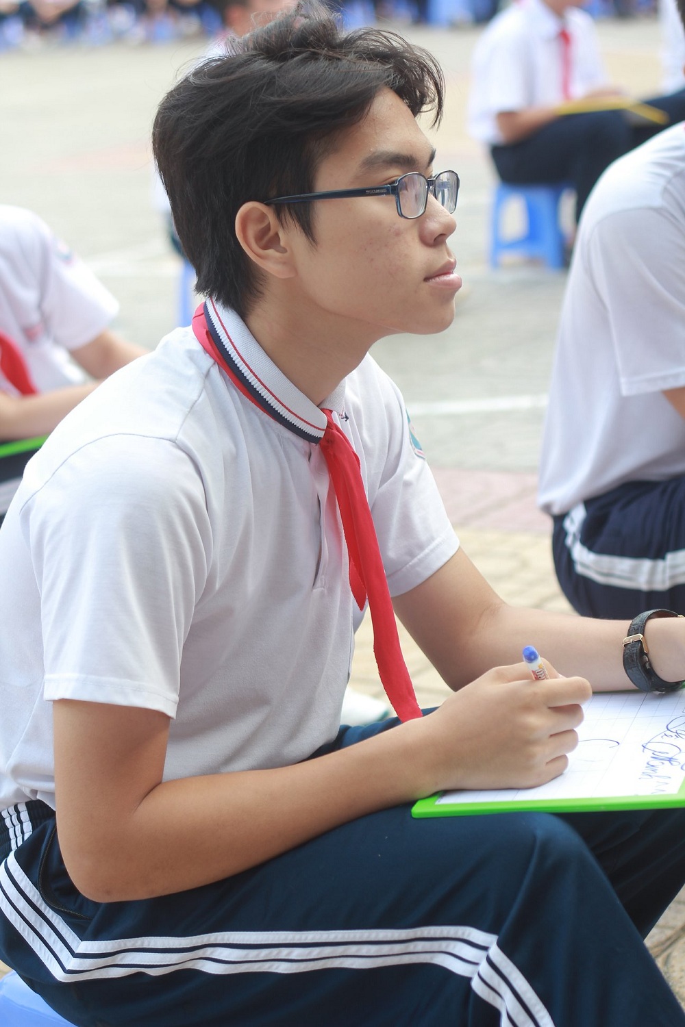 rung chuong vang truong nguyen an ninh - truong noi tru ban tru tri duc tphcm