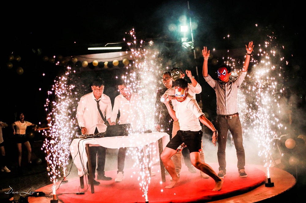 tiec prom night - truong noi tru ban tru tri duc tphcm