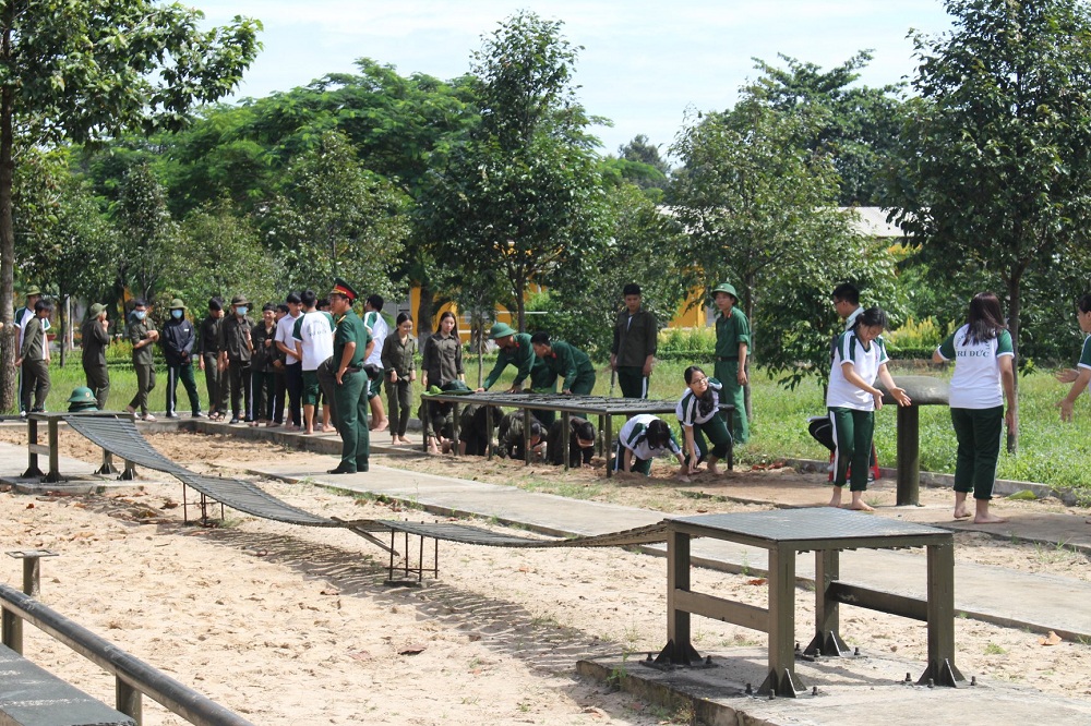 mot ngay lam chien si - truong noi tru ban tru tri duc tphcm